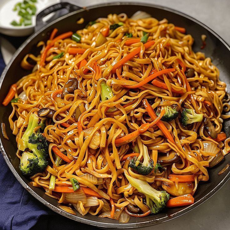Yakisoba Vegetariano M (2 Pessoas)